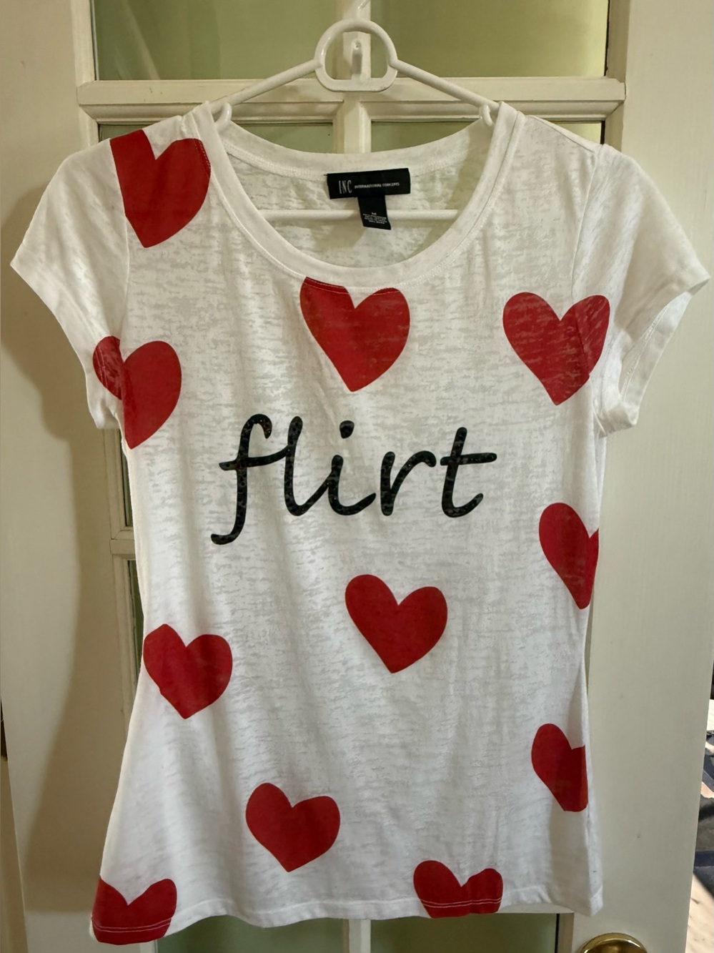 INC International Concepts Flirt Heart Graphic Tee size Medium NWOT